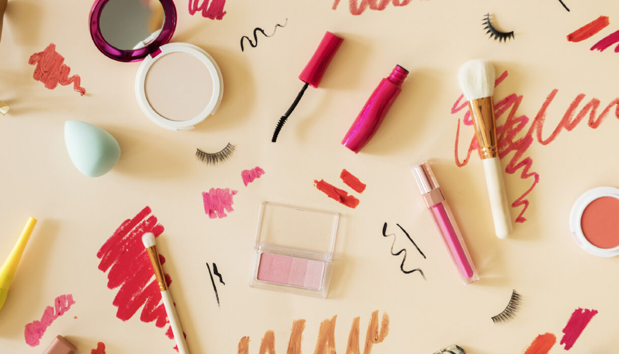 Does Makeup Cause Acne? We Explain