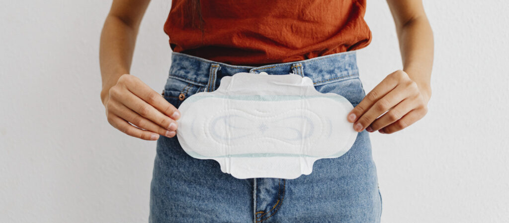 Imagen de dos formas de retrasar la menstruación